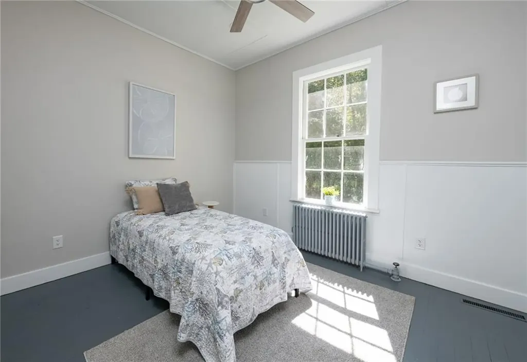 81 Old North Road South Kingstown RI 02881