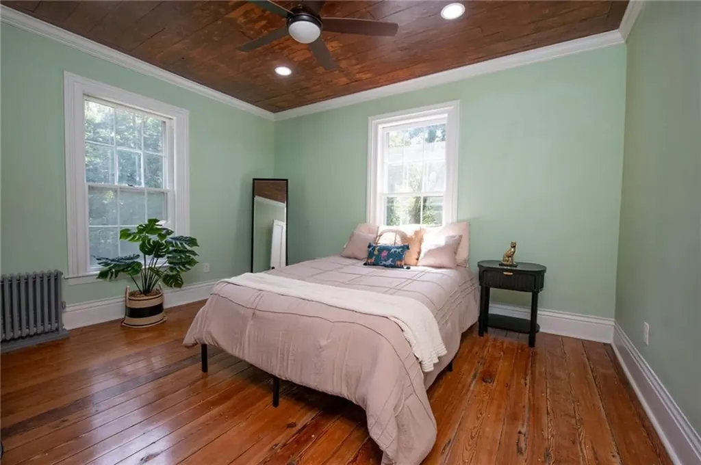 81 Old North Road South Kingstown RI 02881