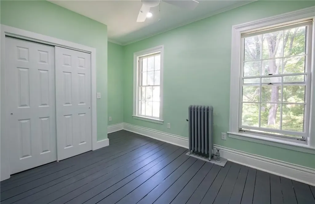 81 Old North Road South Kingstown RI 02881