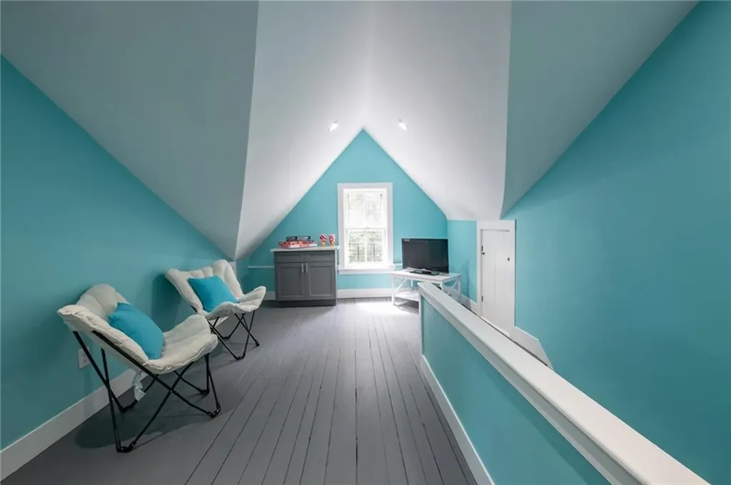 81 Old North Road South Kingstown RI 02881