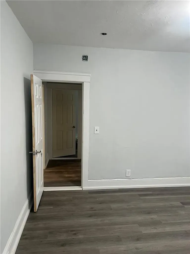 78 82 Academy Avenue Providence RI 02908