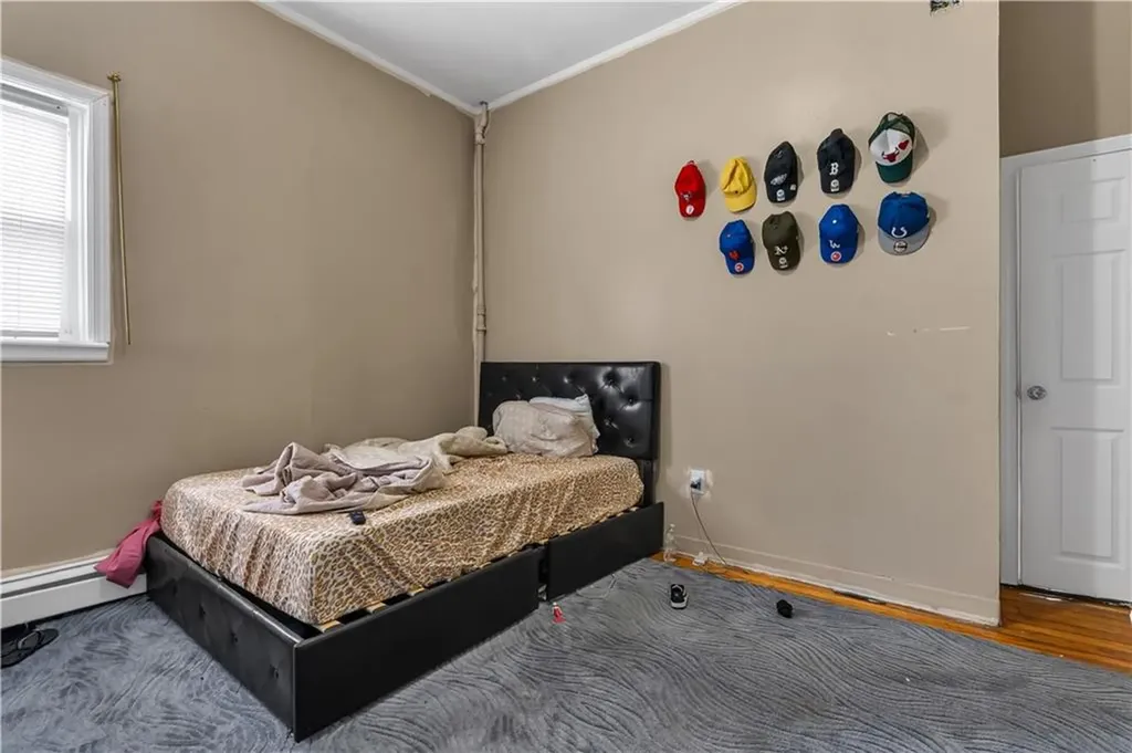 78 82 Academy Avenue Providence RI 02908