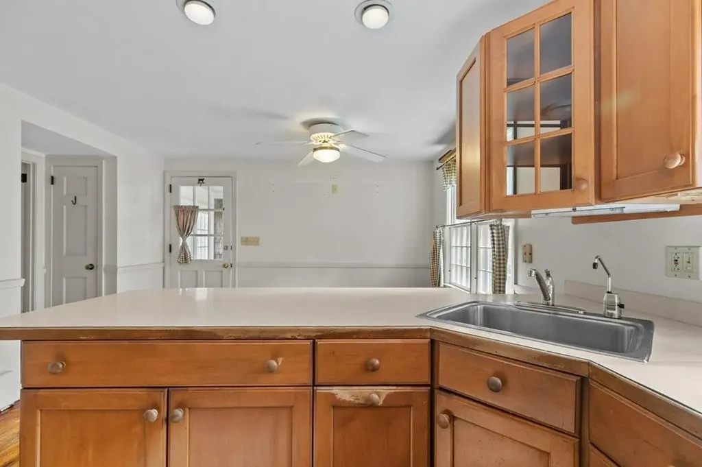 8 North Drive Middletown RI 02842