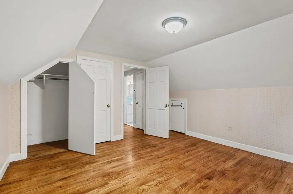 8 North Drive Middletown RI 02842