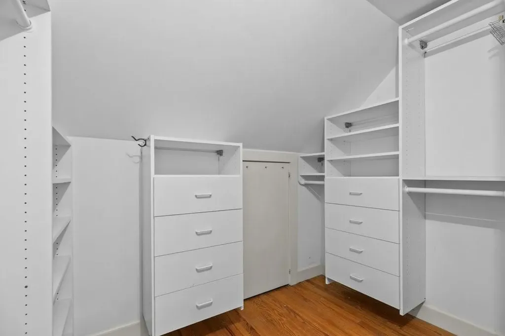 8 North Drive Middletown RI 02842