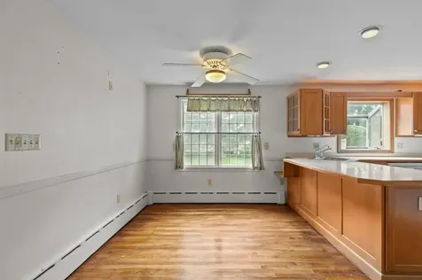 8 North Drive Middletown RI 02842