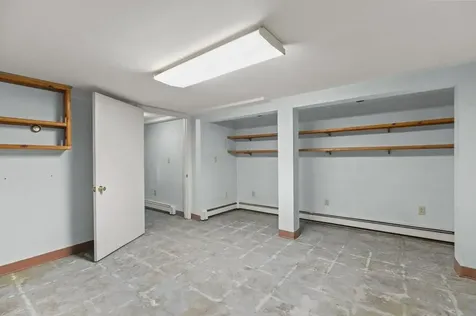 8 North Drive Middletown RI 02842