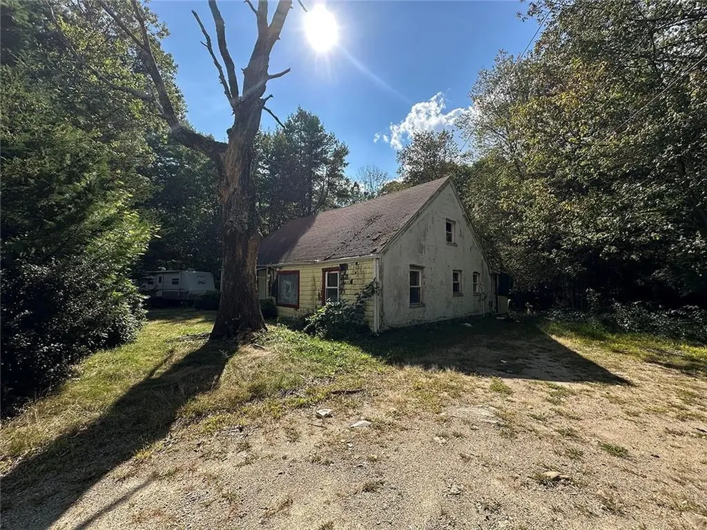 1663 Victory Highway Coventry RI 02827