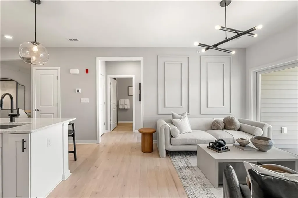 141 East Point Drive East Providence RI 02916