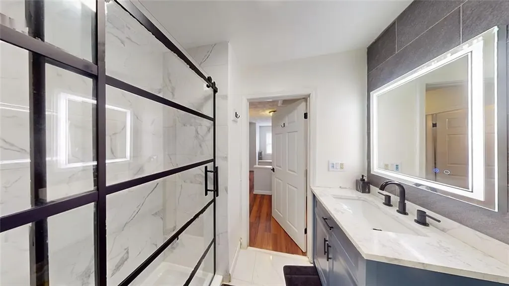 43 Toronto Avenue Providence RI 02905