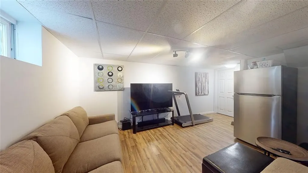 43 Toronto Avenue Providence RI 02905