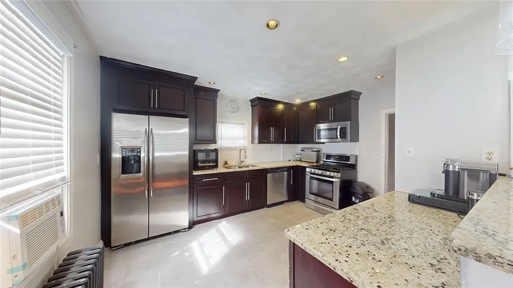 43 Toronto Avenue Providence RI 02905