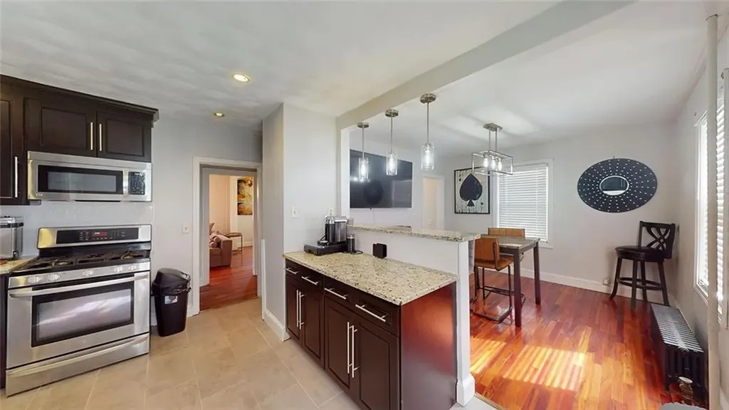 43 Toronto Avenue Providence RI 02905