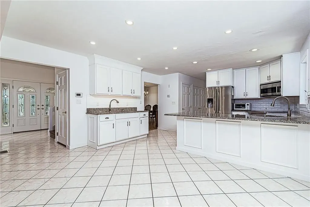 39 Sumner Brown Road Cumberland RI 02864