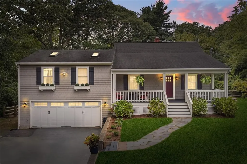 11 Houghton Street Barrington RI 02806