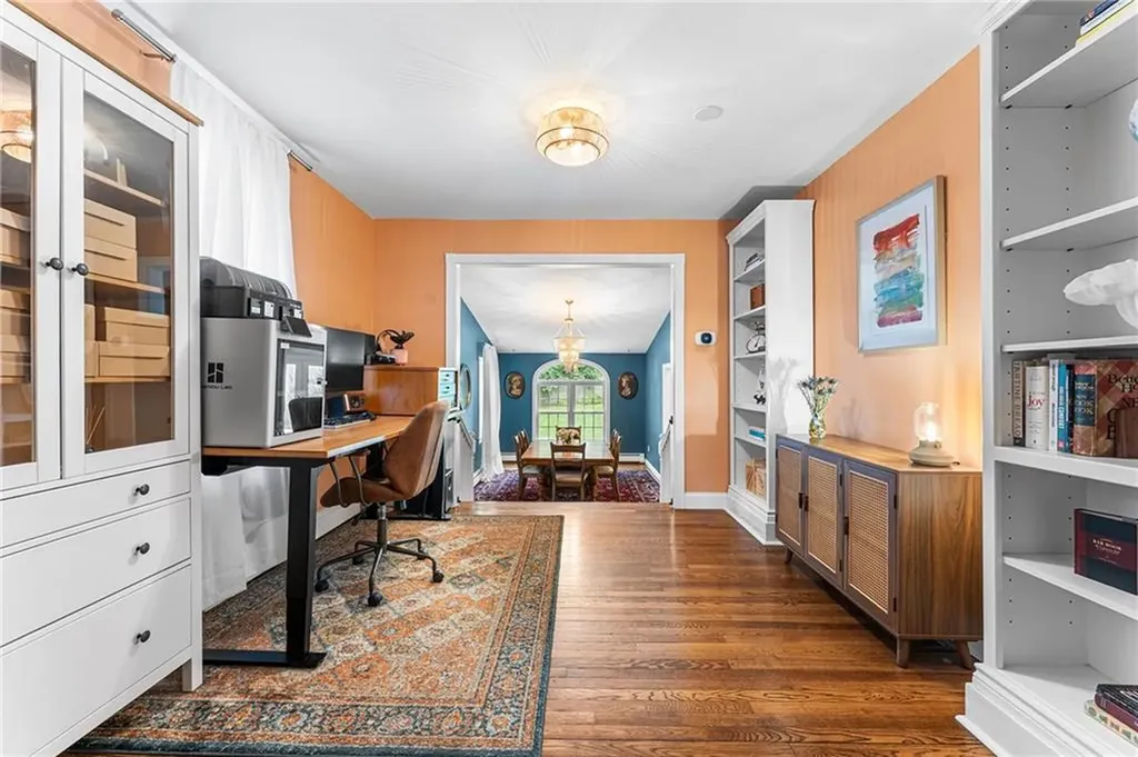 11 Houghton Street Barrington RI 02806