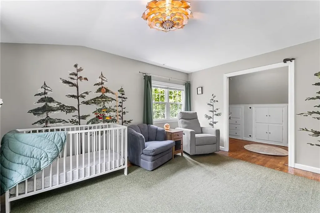 11 Houghton Street Barrington RI 02806