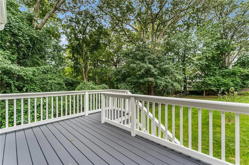 11 Houghton Street Barrington RI 02806