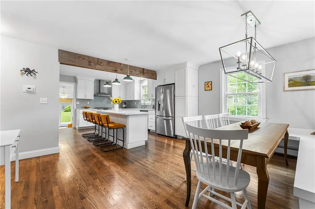 11 Houghton Street Barrington RI 02806