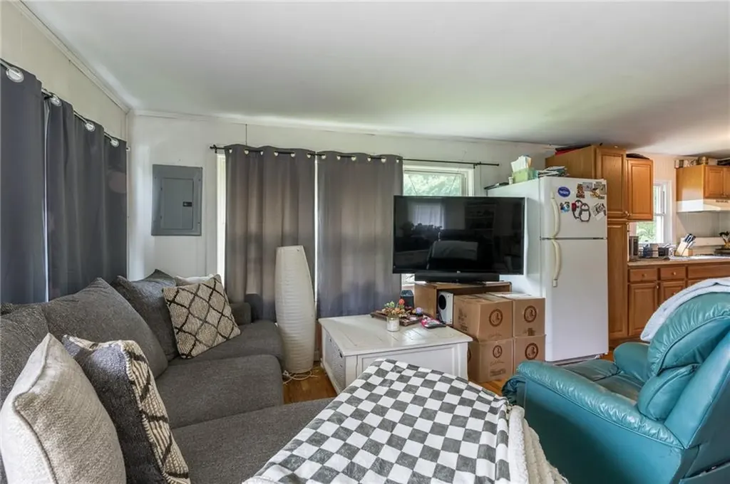 7 Broadview Avenue Bristol RI 02809