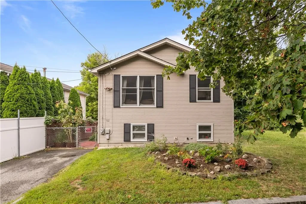 162 Rushmore Avenue Providence RI 02909