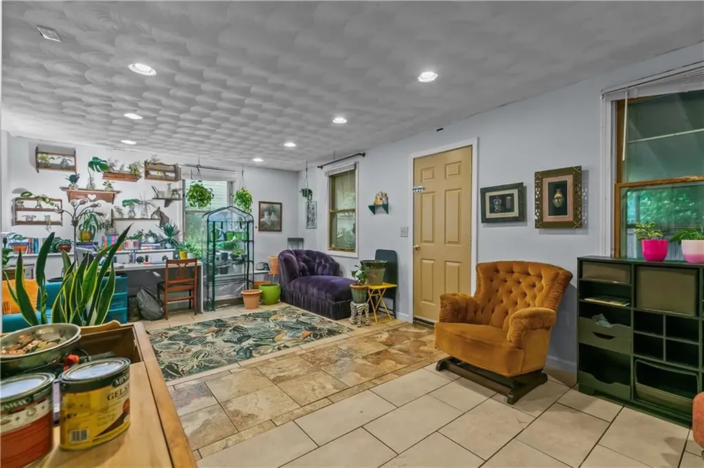 162 Rushmore Avenue Providence RI 02909