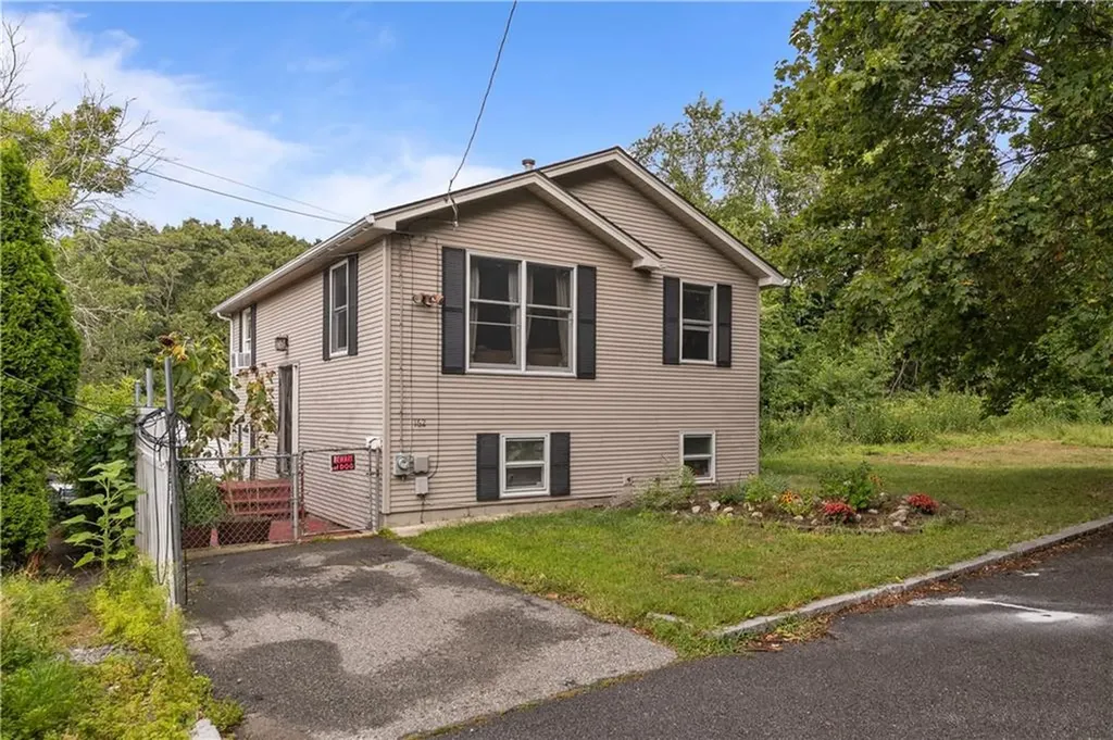 162 Rushmore Avenue Providence RI 02909