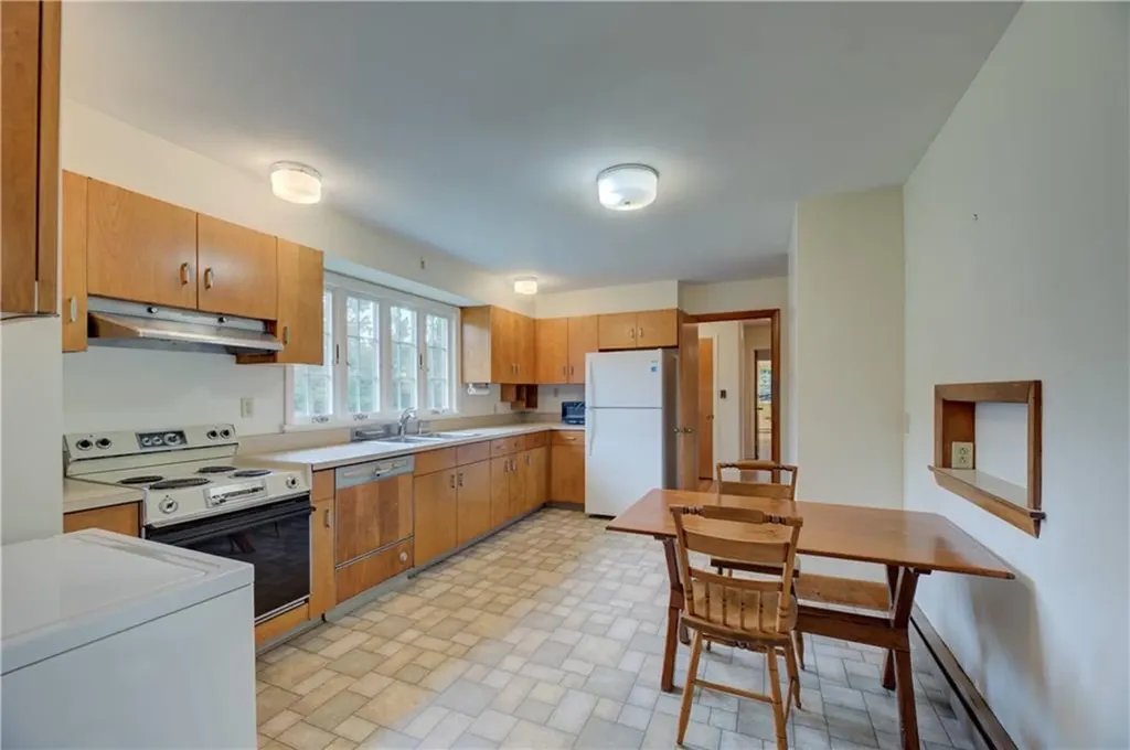 4 Birch Drive Westerly RI 02891