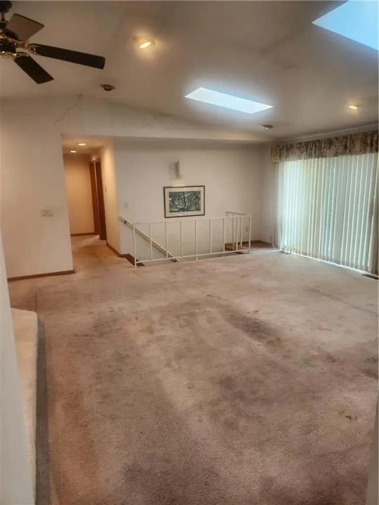 63 Pond View Drive Warwick RI 02886