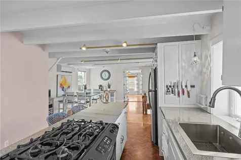 26 Franklin Street Newport RI 02840