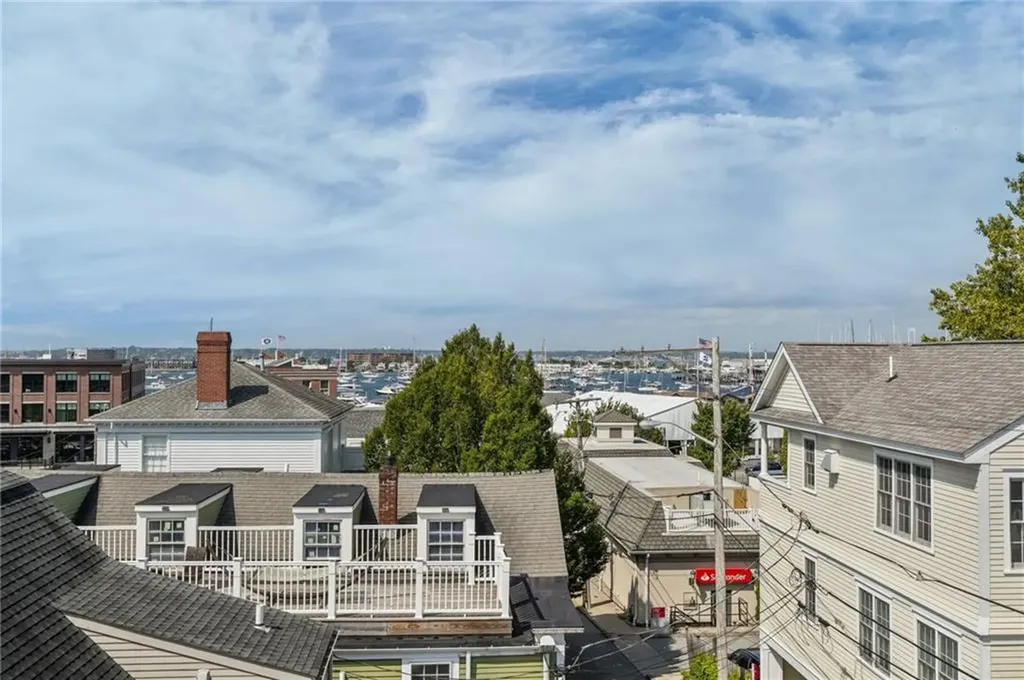 26 Franklin Street Newport RI 02840