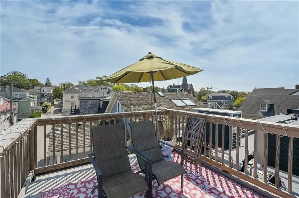 26 Franklin Street Newport RI 02840