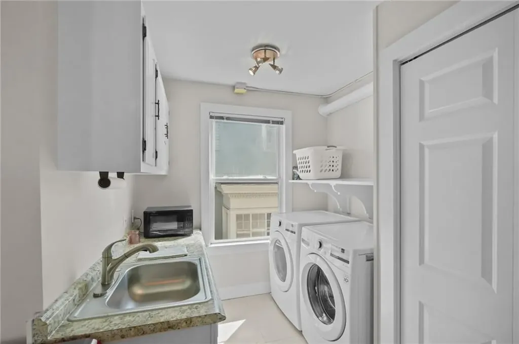 26 Franklin Street Newport RI 02840