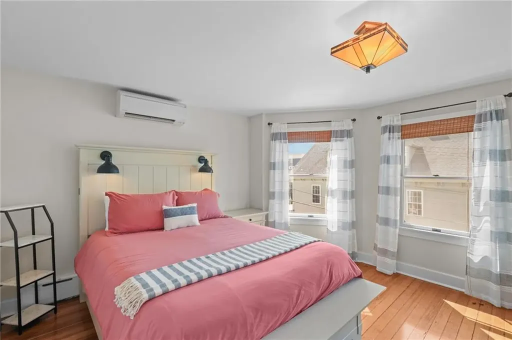 26 Franklin Street Newport RI 02840