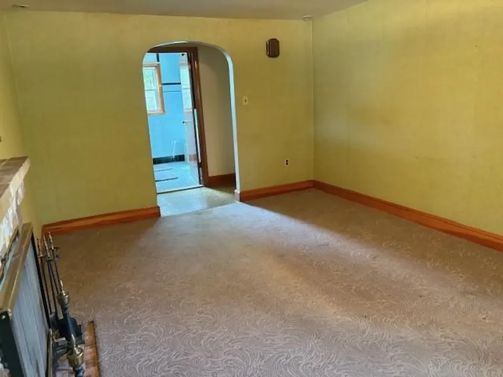 44 Valente Drive Cranston RI 02920