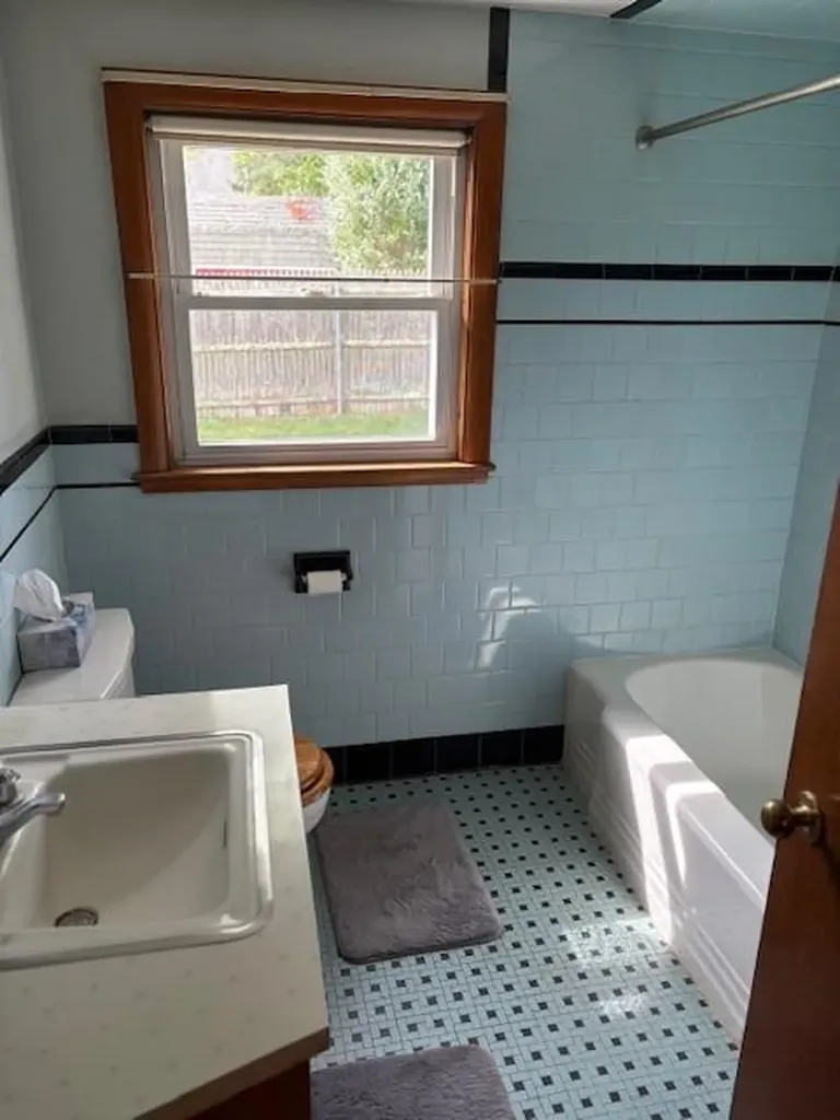 44 Valente Drive Cranston RI 02920