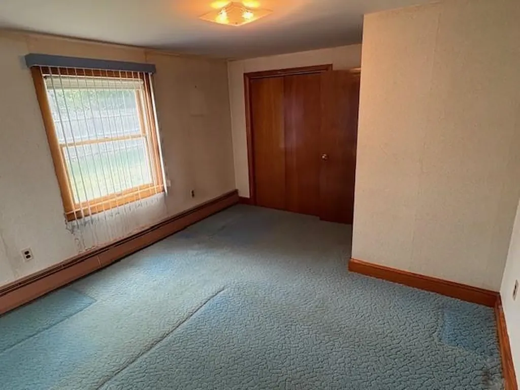 44 Valente Drive Cranston RI 02920