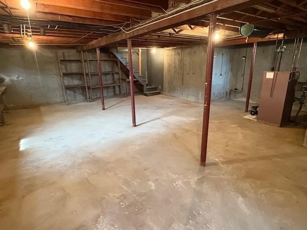 44 Valente Drive Cranston RI 02920