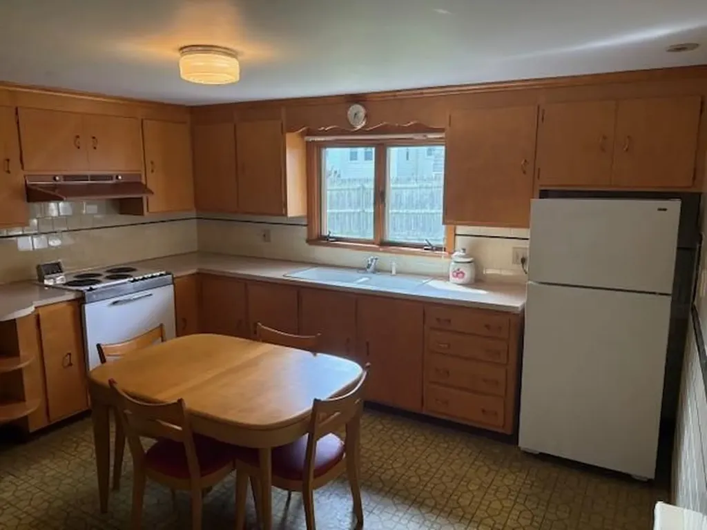 44 Valente Drive Cranston RI 02920