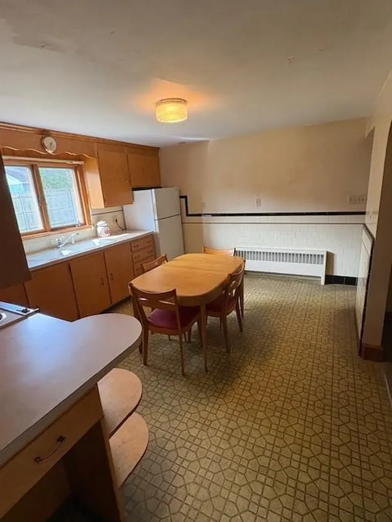 44 Valente Drive Cranston RI 02920