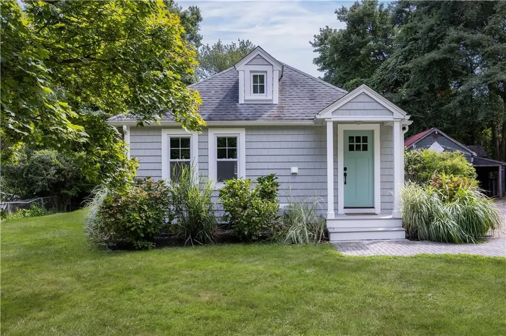 55 South Ferry Road Narragansett RI 02882
