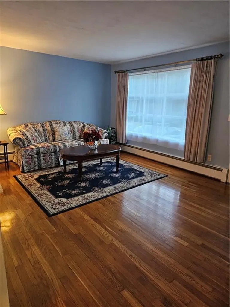 18 Moskalyk Street West Warwick RI 02893