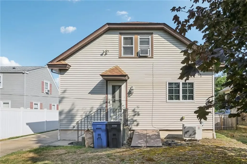 108 Waite Avenue Cranston RI 02905