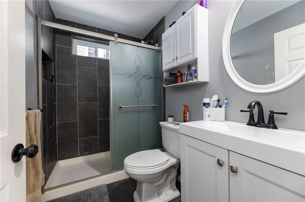 105 Garfield Avenue Providence RI 02908