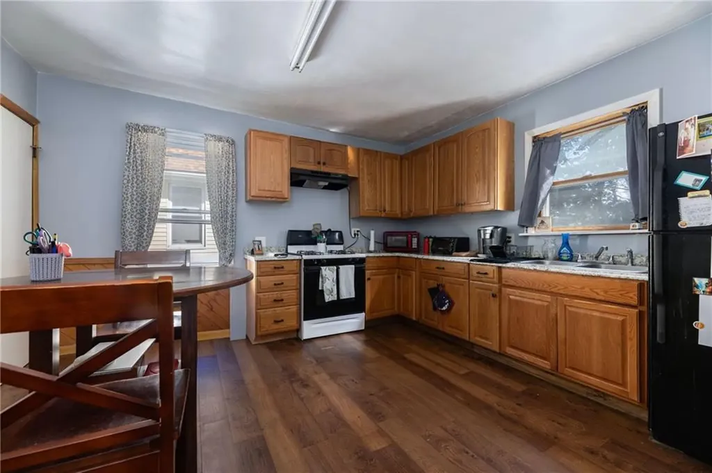 105 Garfield Avenue Providence RI 02908