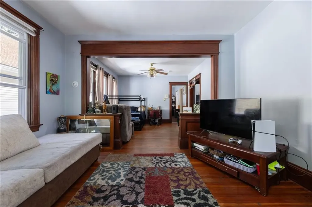 105 Garfield Avenue Providence RI 02908