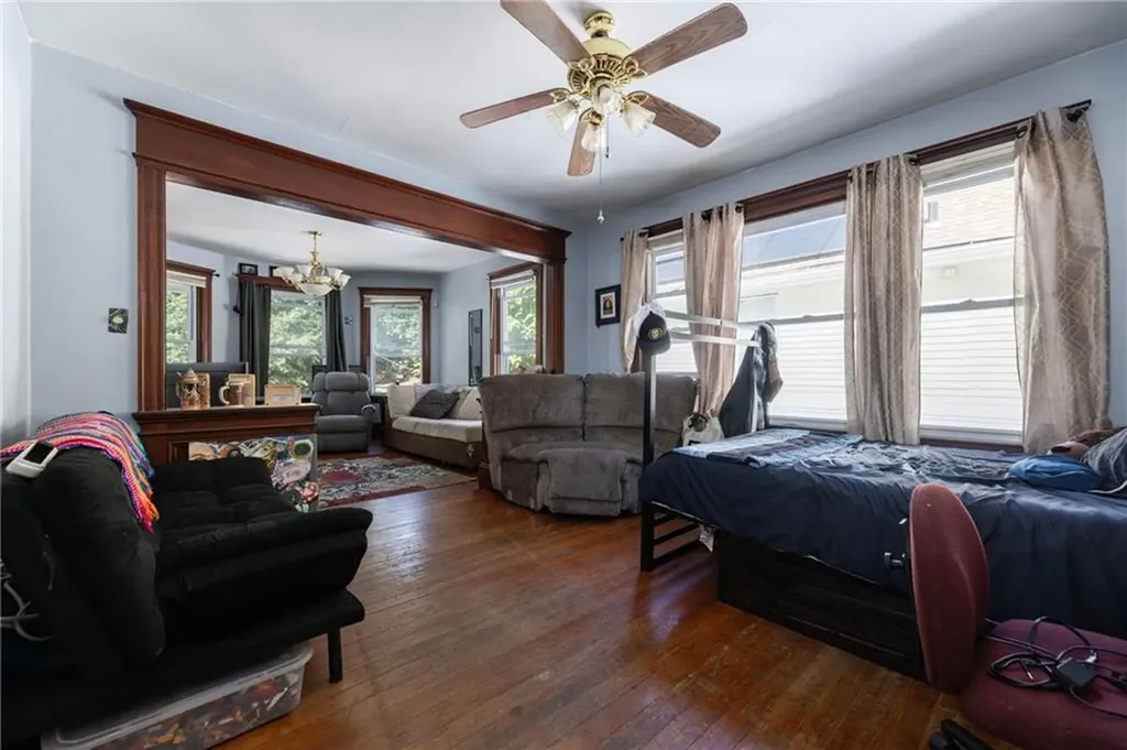 105 Garfield Avenue Providence RI 02908
