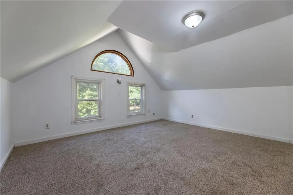 105 Garfield Avenue Providence RI 02908