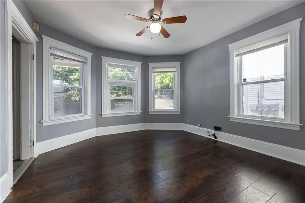 105 Garfield Avenue Providence RI 02908