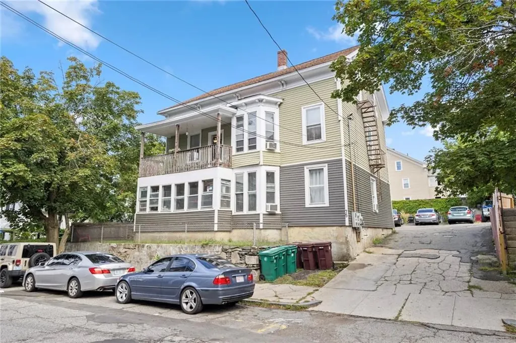 75 South Street Woonsocket RI 02895